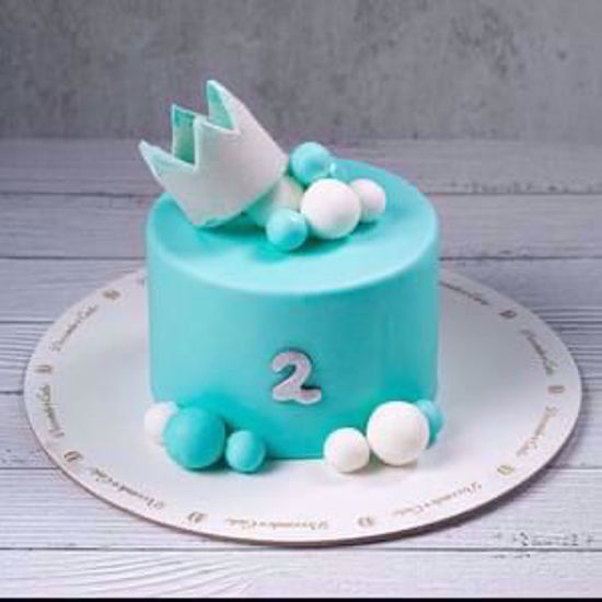صورة كيك 🎂 ارنوب 6انش